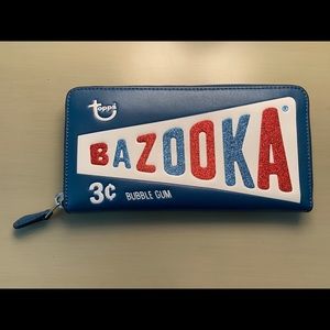 💯Coach limited edition Topps Bazooka wallet